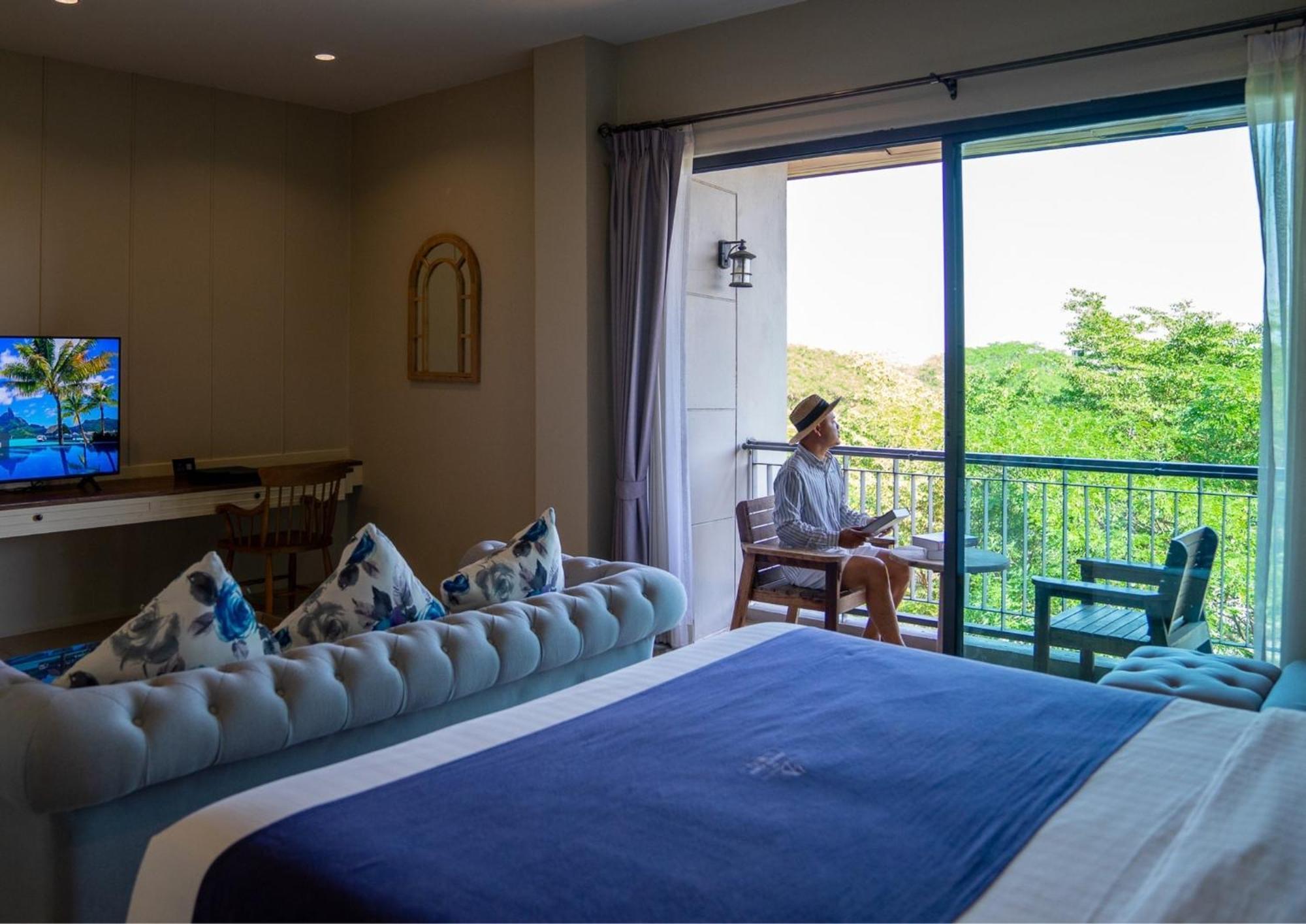 The Cavalli Casa Resort Ayutthaya Bagian luar foto